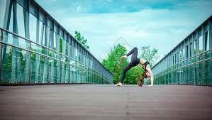 比赛日：流量之争皇马告负跌至第三 天王山国米战平仍领跑